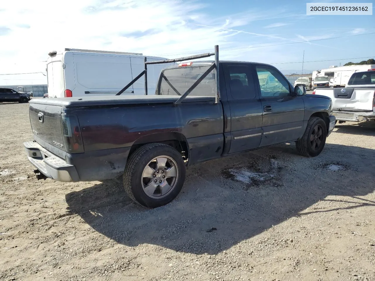 2005 Chevrolet Silverado C1500 VIN: 2GCEC19T451236162 Lot: 75537454