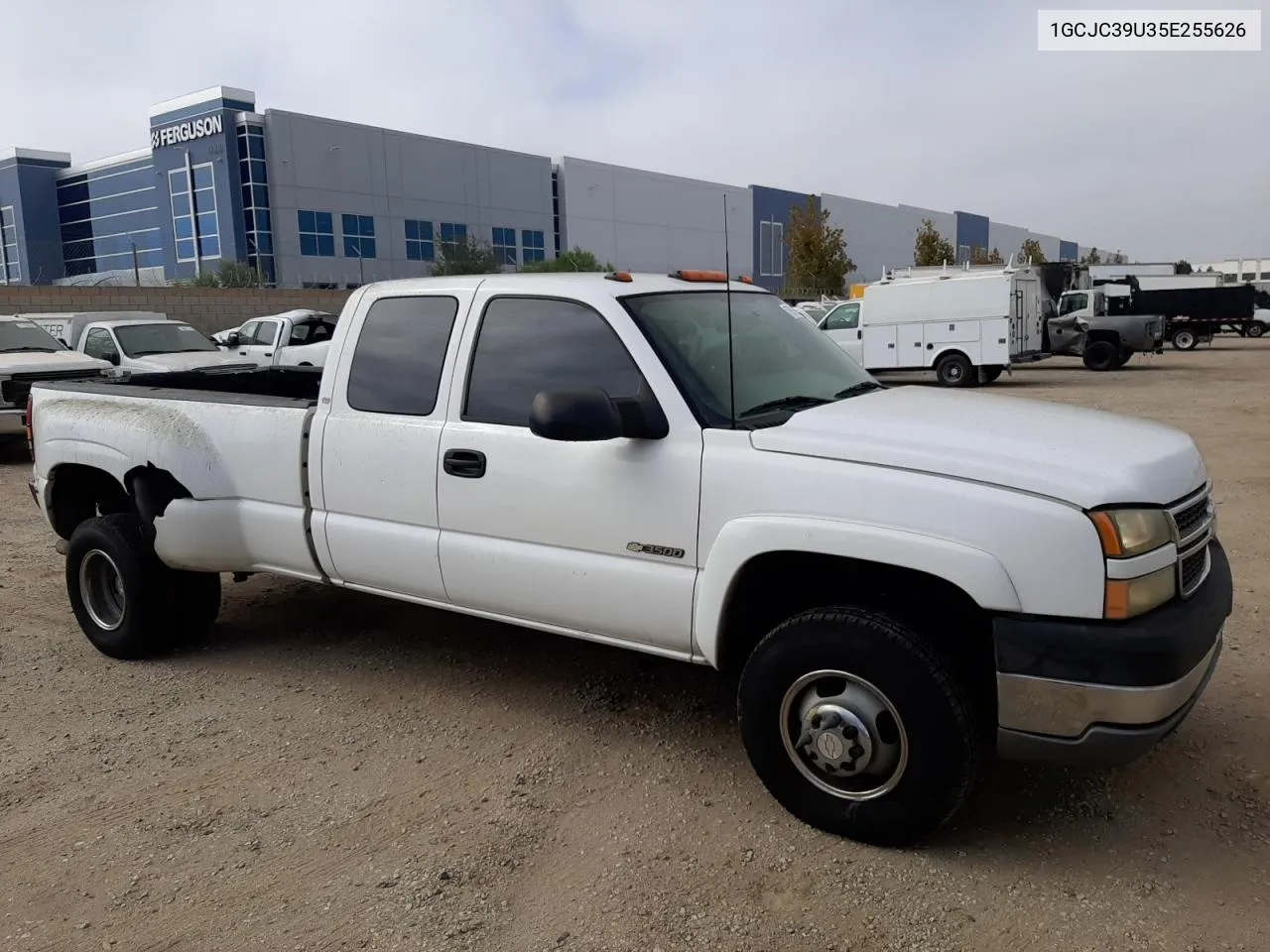 2005 Chevrolet Silverado C3500 VIN: 1GCJC39U35E255626 Lot: 75616634