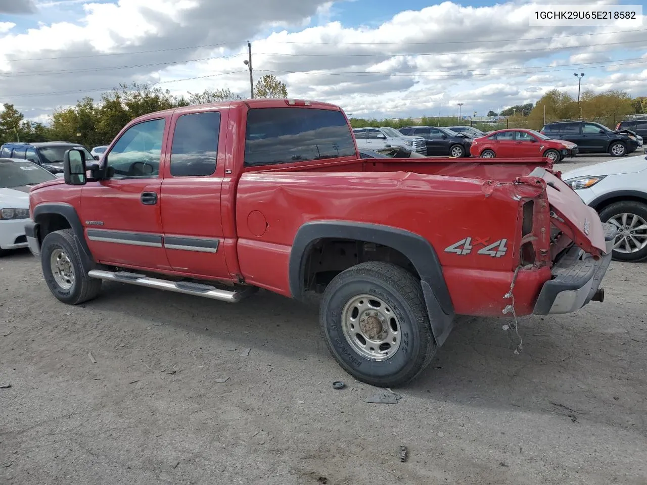 2005 Chevrolet Silverado K2500 Heavy Duty VIN: 1GCHK29U65E218582 Lot: 75883604