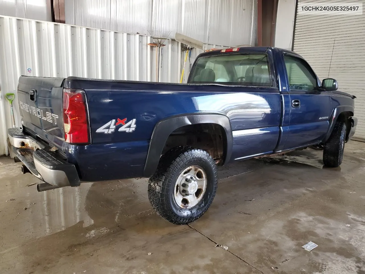 2005 Chevrolet Silverado K2500 Heavy Duty VIN: 1GCHK24G05E325497 Lot: 75963434