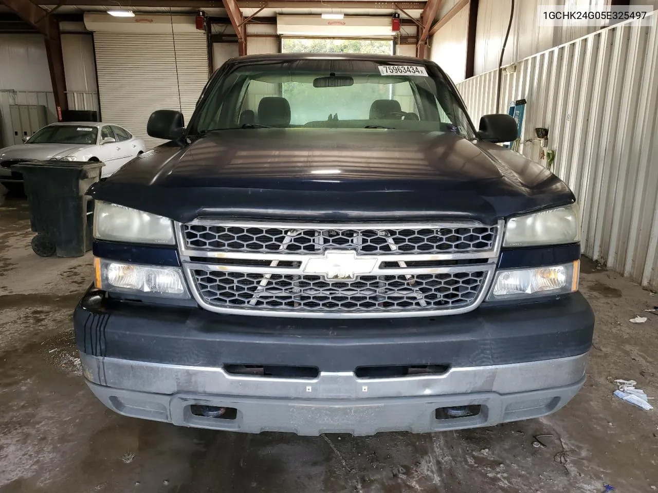 2005 Chevrolet Silverado K2500 Heavy Duty VIN: 1GCHK24G05E325497 Lot: 75963434