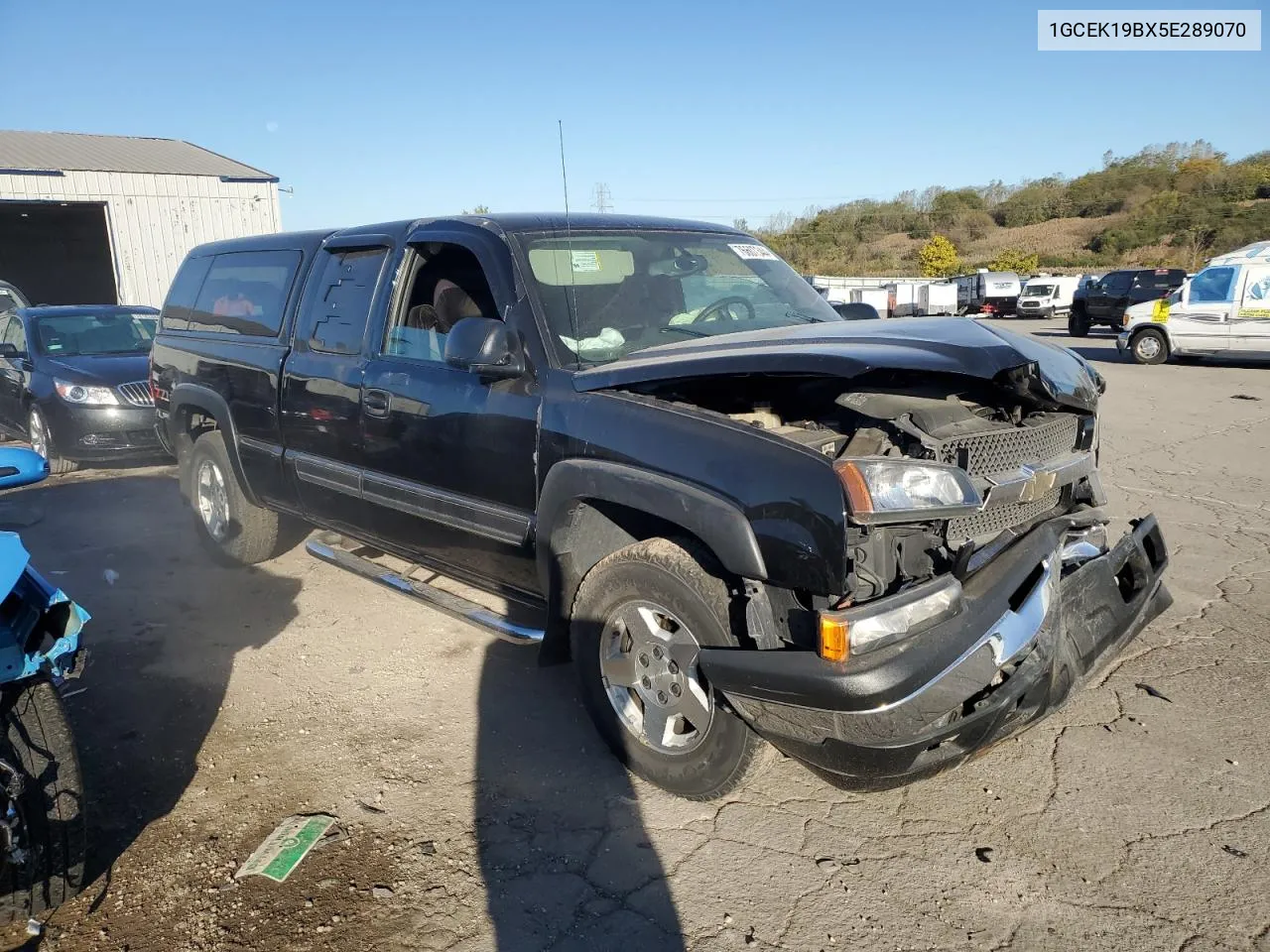 2005 Chevrolet Silverado K1500 VIN: 1GCEK19BX5E289070 Lot: 76607344