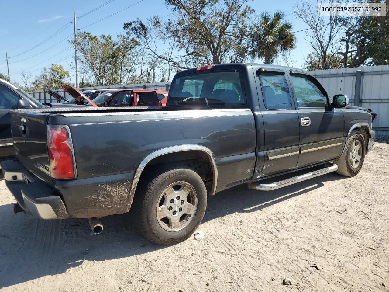 2005 Chevrolet Silverado C1500 VIN: 1GCEC19Z55Z151990 Lot: 77281334