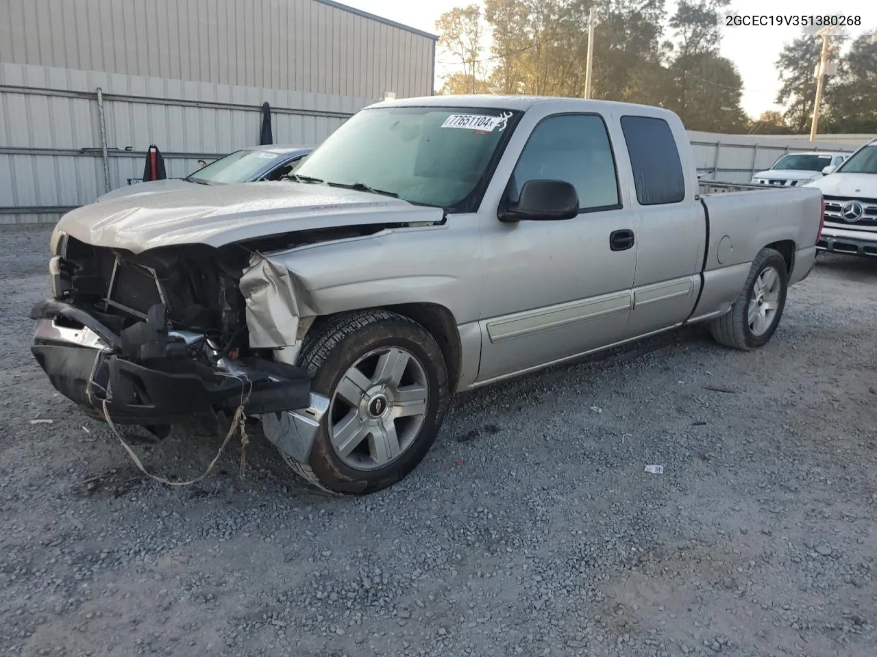 2005 Chevrolet Silverado C1500 VIN: 2GCEC19V351380268 Lot: 77651104