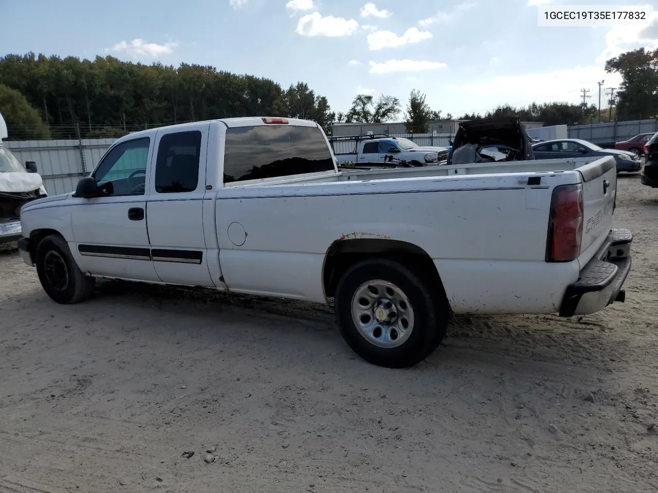 2005 Chevrolet Silverado C1500 VIN: 1GCEC19T35E177832 Lot: 77786164