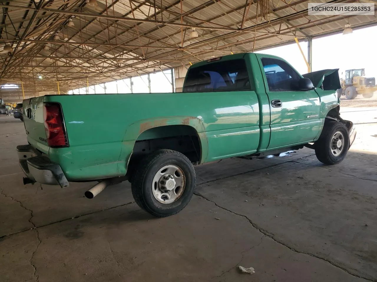 2005 Chevrolet Silverado C2500 Heavy Duty VIN: 1GCHC24U15E285353 Lot: 78173284