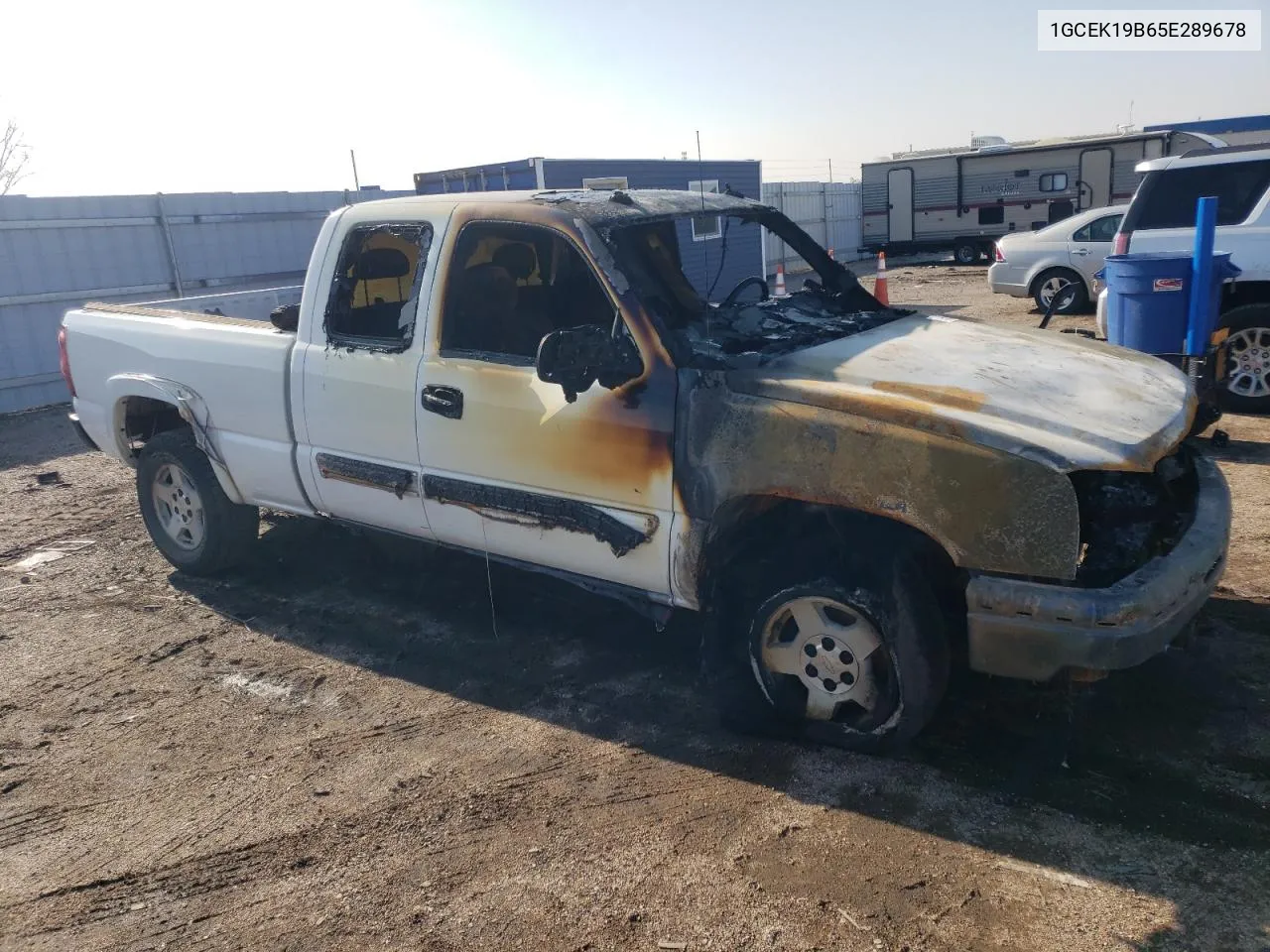 2005 Chevrolet Silverado K1500 VIN: 1GCEK19B65E289678 Lot: 79952694