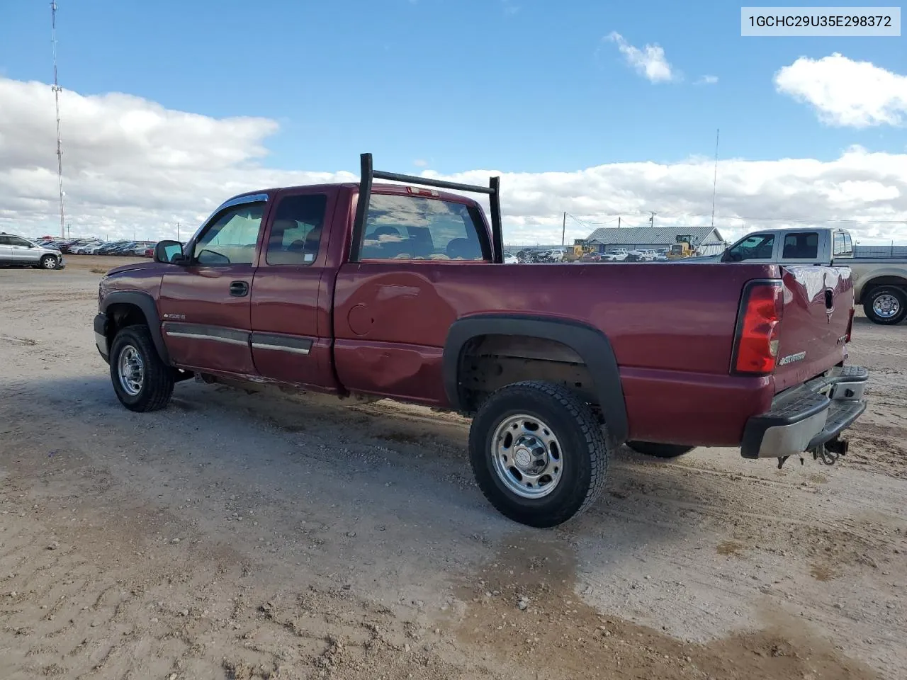 2005 Chevrolet Silverado C2500 Heavy Duty VIN: 1GCHC29U35E298372 Lot: 80112314