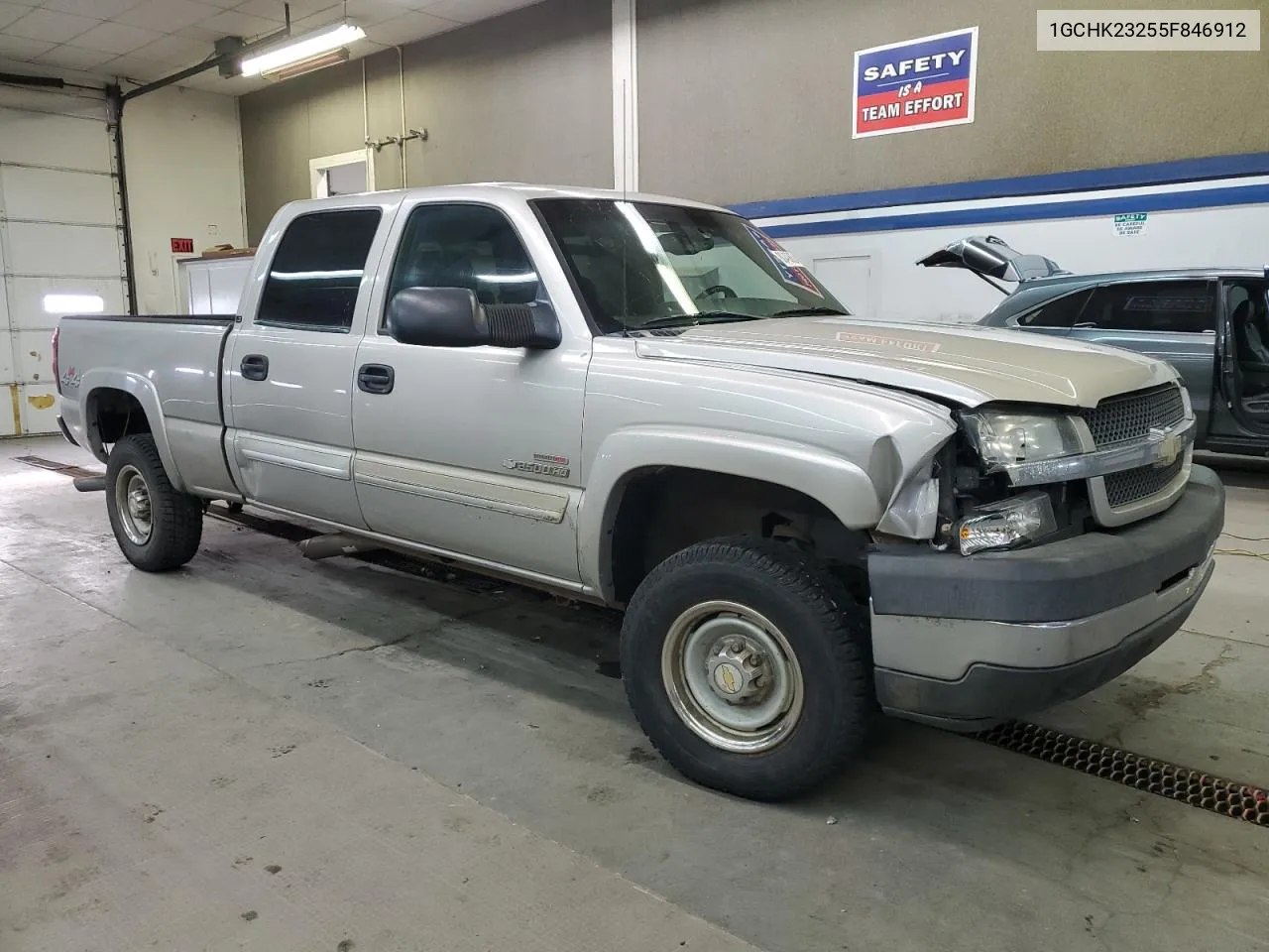 2005 Chevrolet Silverado K2500 Heavy Duty VIN: 1GCHK23255F846912 Lot: 80498624