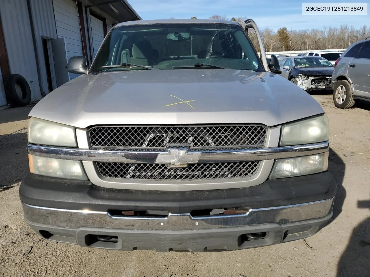 2005 Chevrolet Silverado C1500 VIN: 2GCEC19T251213849 Lot: 80788873