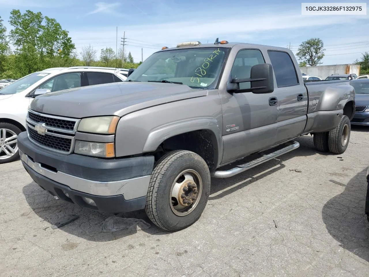 2006 Chevrolet Silverado K3500 VIN: 1GCJK33286F132975 Lot: 51809294