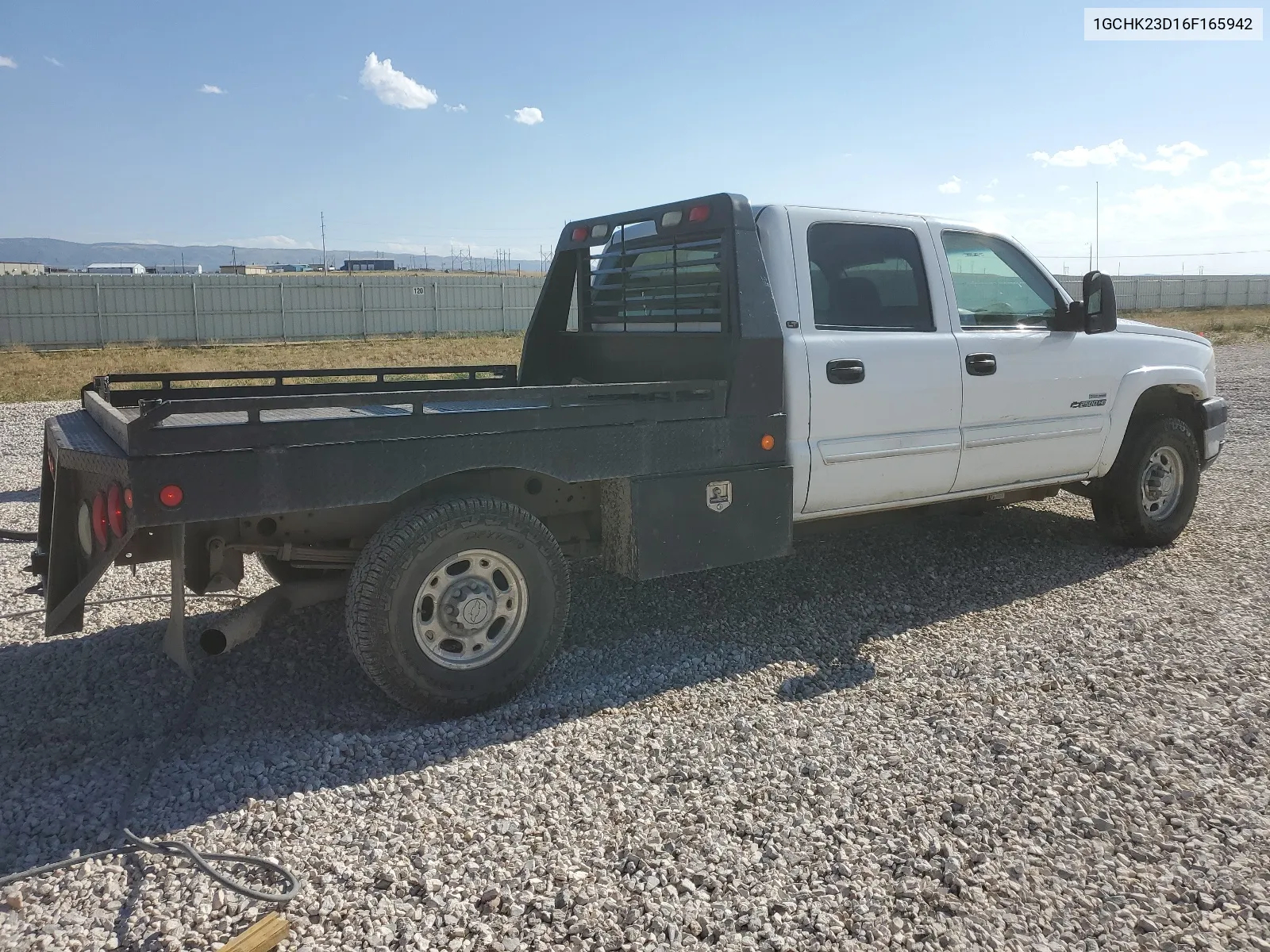 2006 Chevrolet Silverado K2500 Heavy Duty VIN: 1GCHK23D16F165942 Lot: 64203524