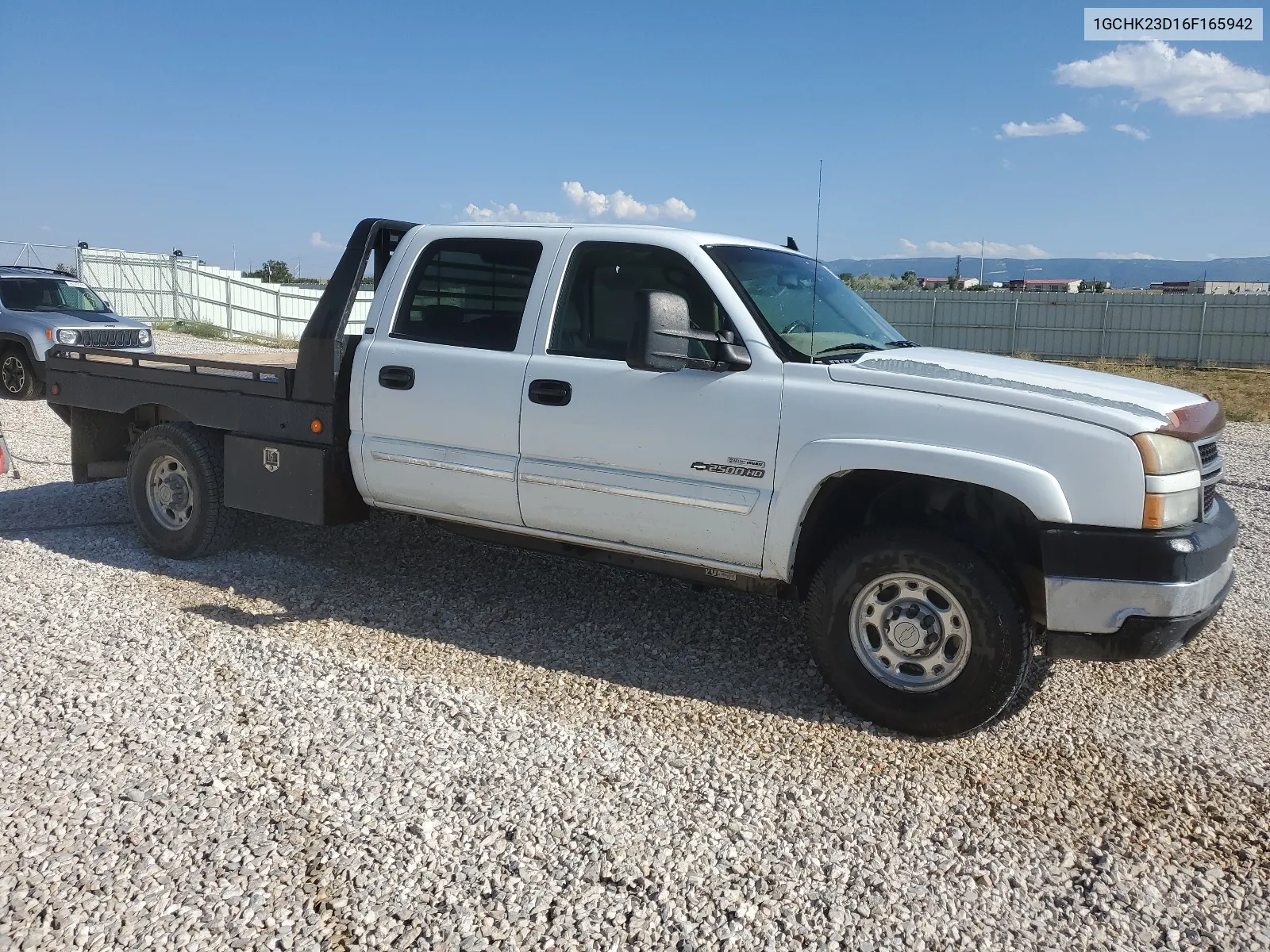 2006 Chevrolet Silverado K2500 Heavy Duty VIN: 1GCHK23D16F165942 Lot: 64203524