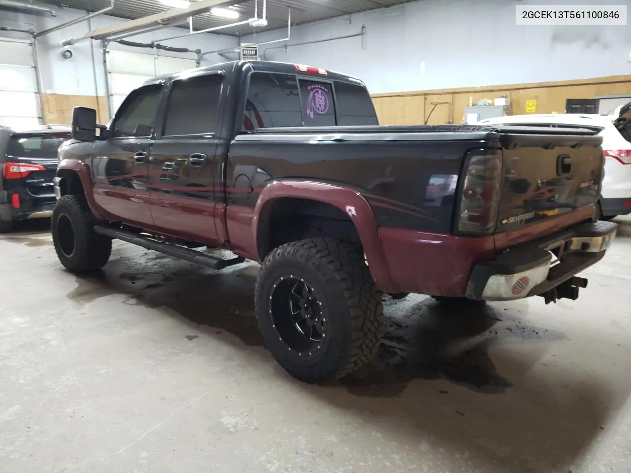 2006 Chevrolet Silverado K1500 VIN: 2GCEK13T561100846 Lot: 64351954