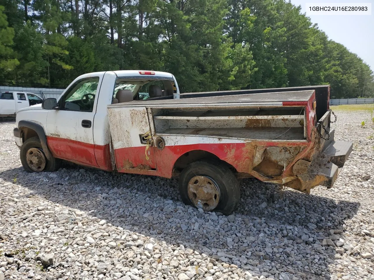 2006 Chevrolet Silverado C2500 Heavy Duty VIN: 1GBHC24U16E280983 Lot: 65162884