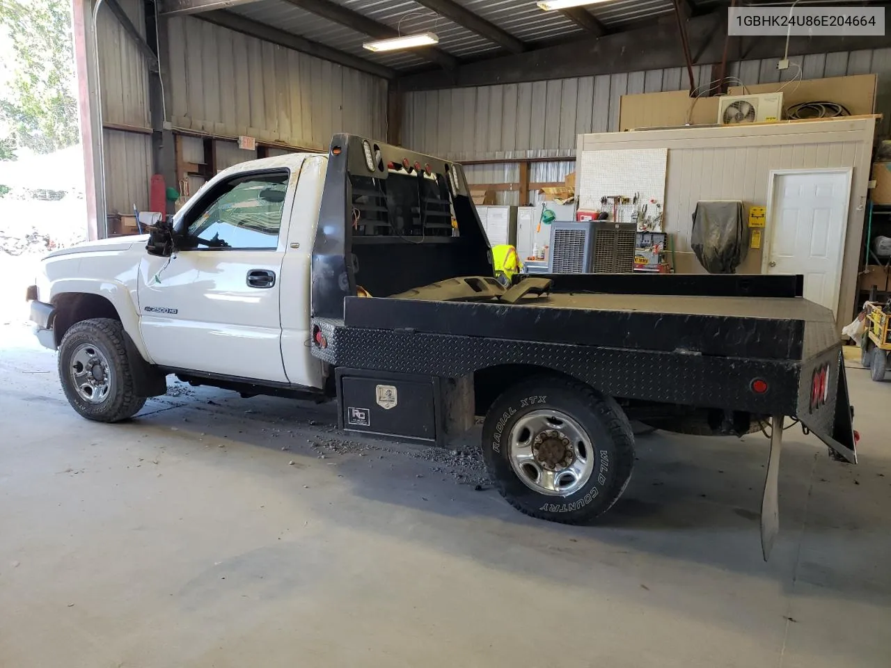 2006 Chevrolet Silverado K2500 Heavy Duty VIN: 1GBHK24U86E204664 Lot: 66157874