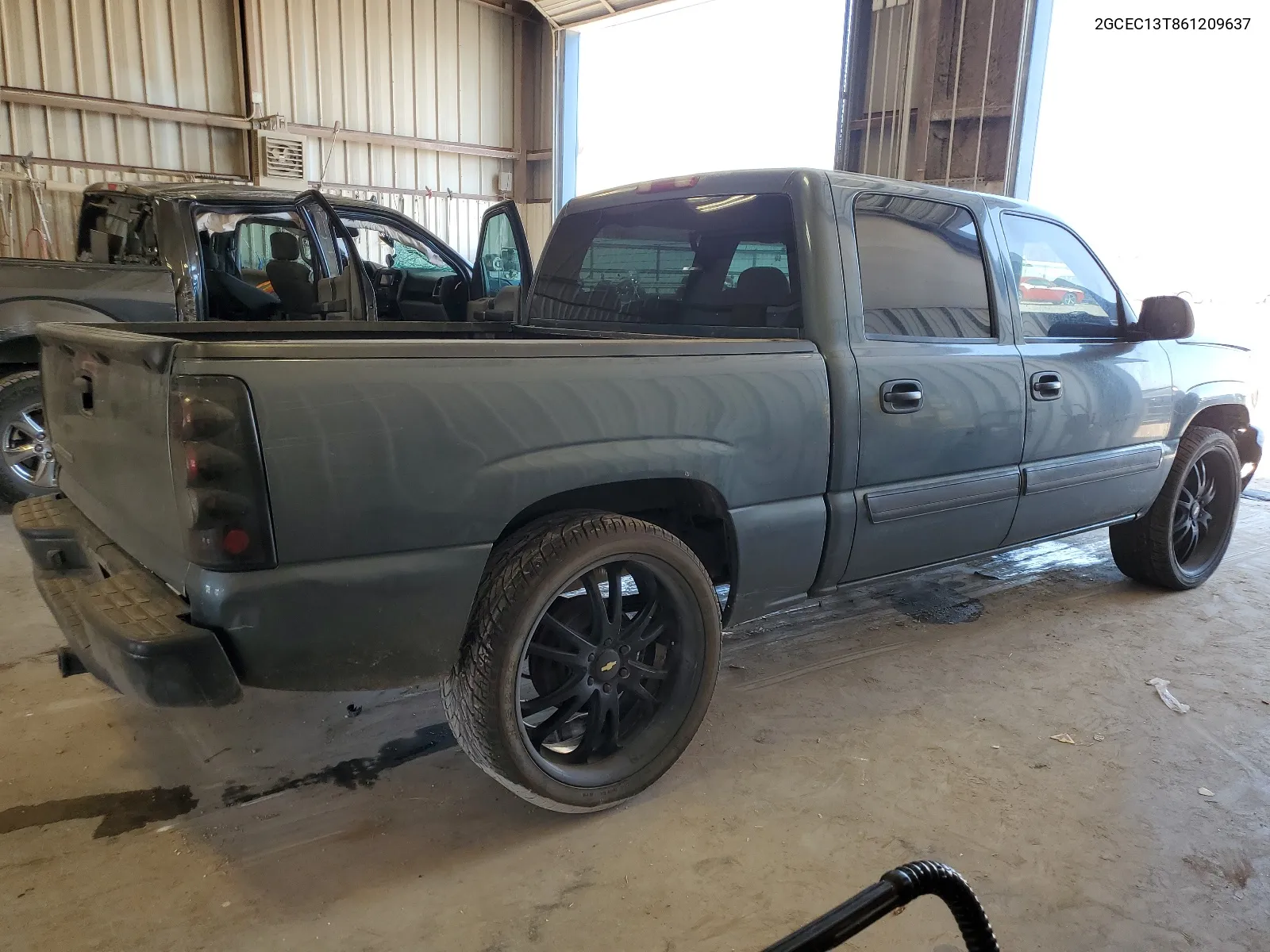 2GCEC13T861209637 2006 Chevrolet Silverado C1500