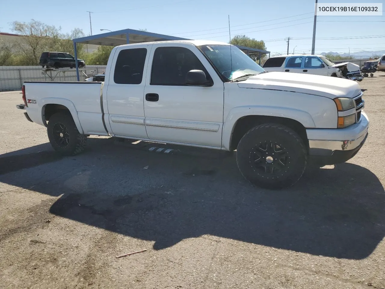 2006 Chevrolet Silverado K1500 VIN: 1GCEK19B16E109332 Lot: 67605204