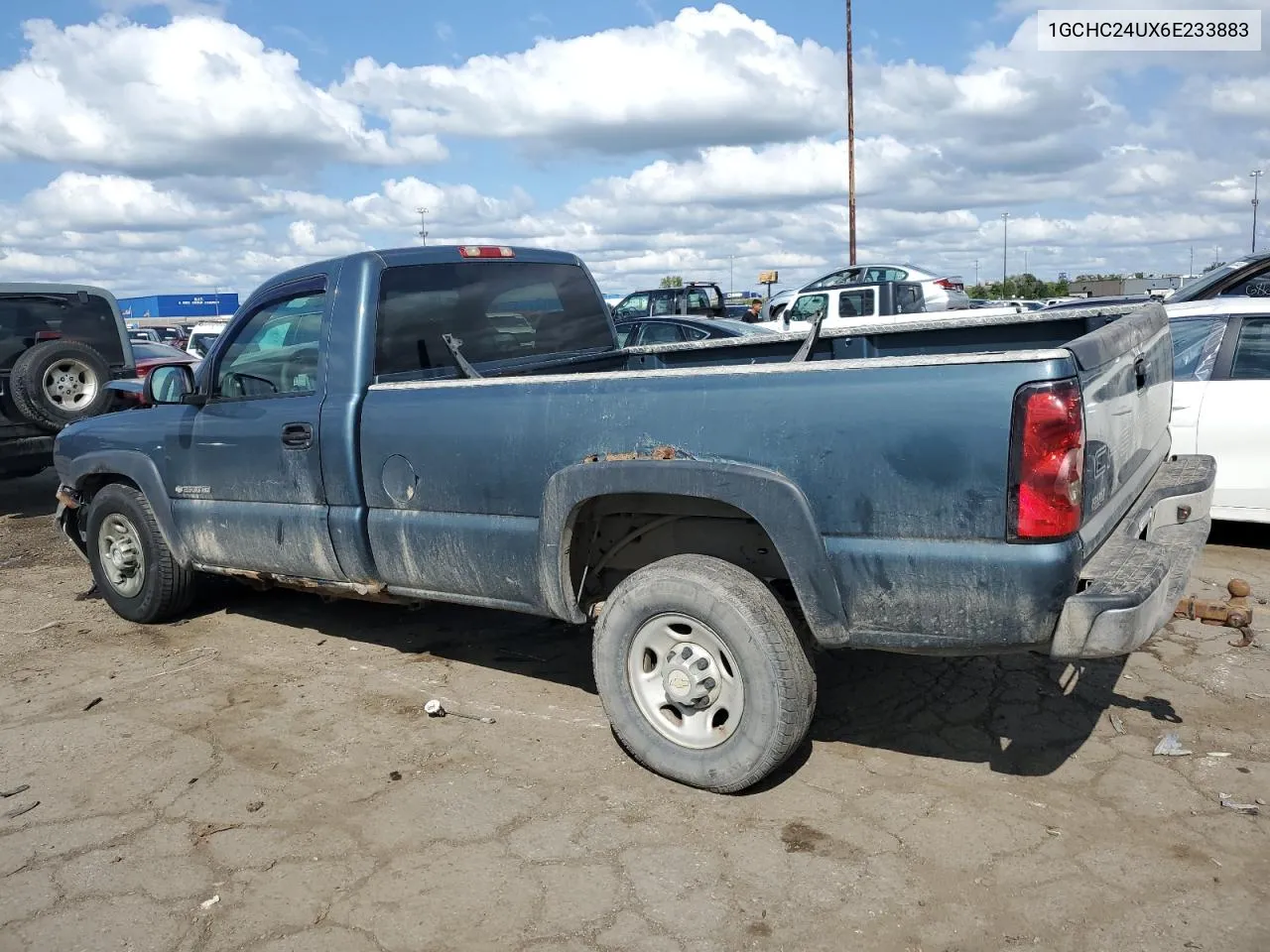 2006 Chevrolet Silverado C2500 Heavy Duty VIN: 1GCHC24UX6E233883 Lot: 67799504