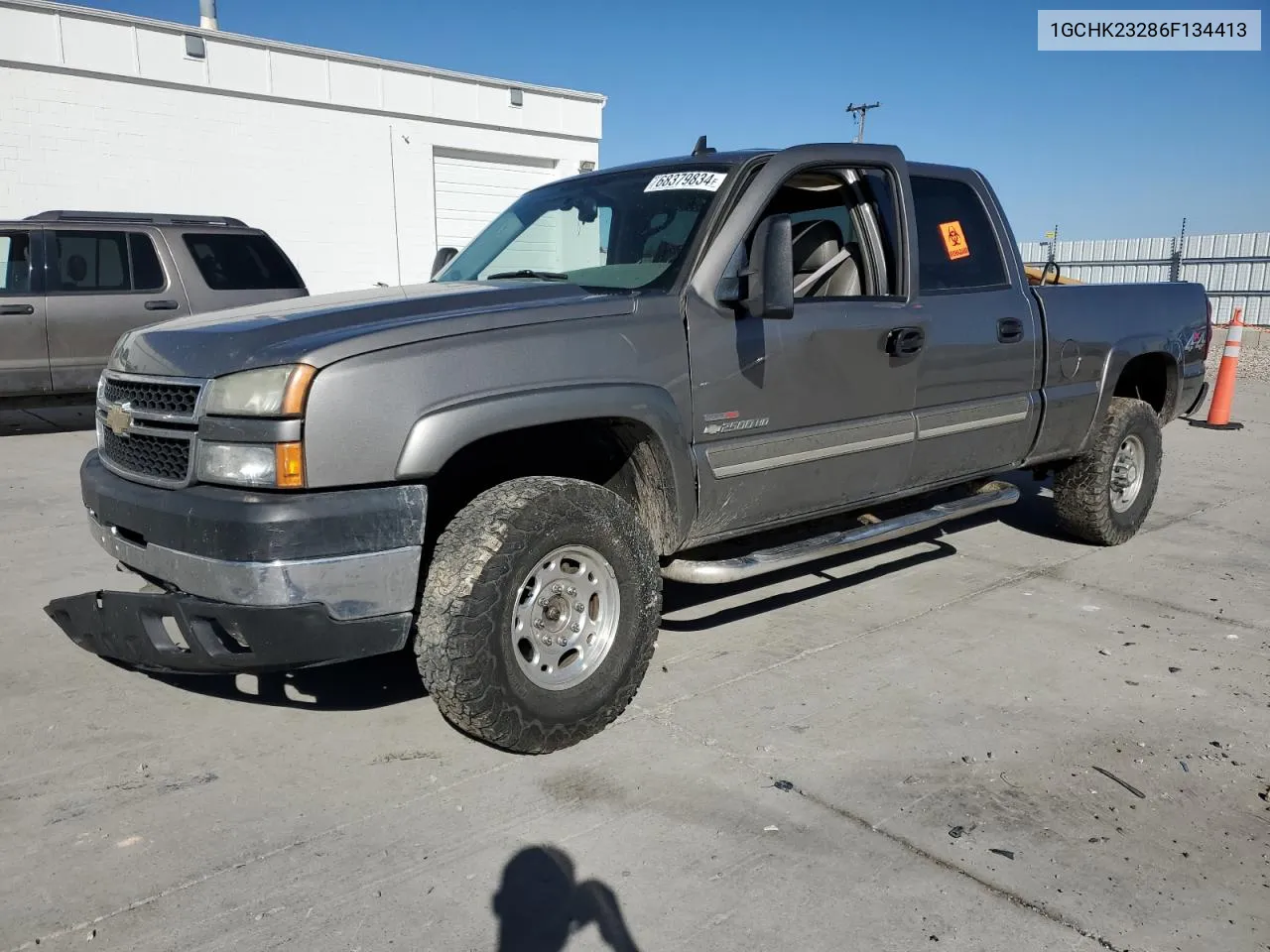 2006 Chevrolet Silverado K2500 Heavy Duty VIN: 1GCHK23286F134413 Lot: 68379834