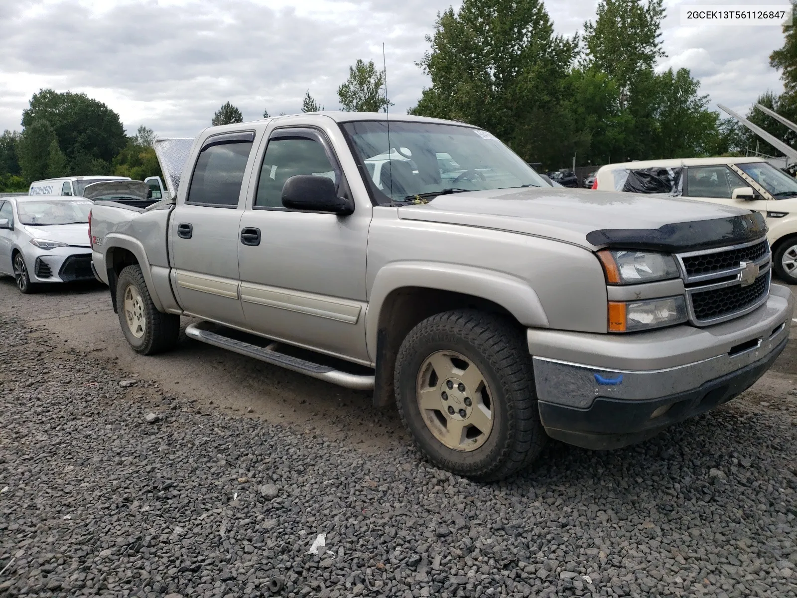 2006 Chevrolet Silverado K1500 VIN: 2GCEK13T561126847 Lot: 68476844