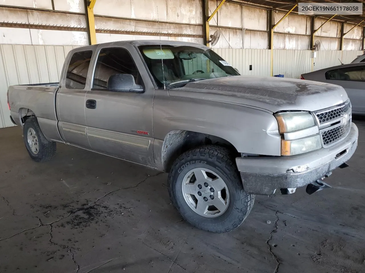 2006 Chevrolet Silverado K1500 VIN: 2GCEK19N661178058 Lot: 70424974