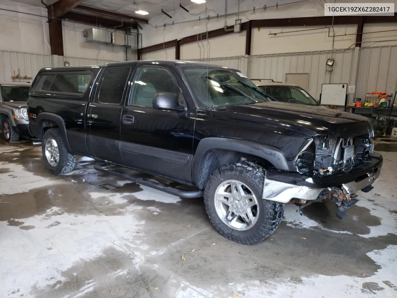 2006 Chevrolet Silverado K1500 VIN: 1GCEK19ZX6Z282417 Lot: 70789454