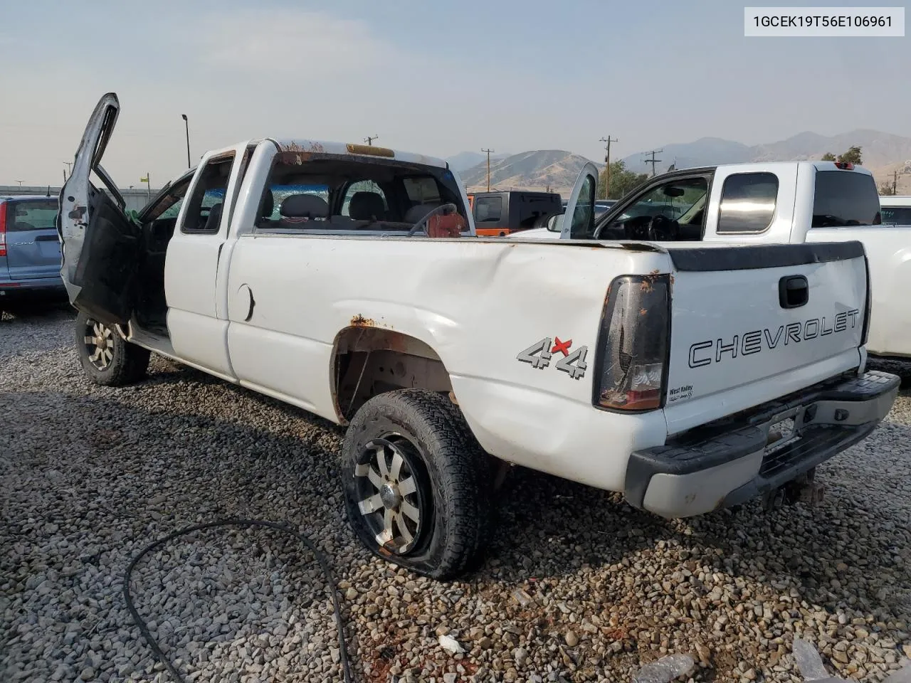 2006 Chevrolet Silverado K1500 VIN: 1GCEK19T56E106961 Lot: 71027434