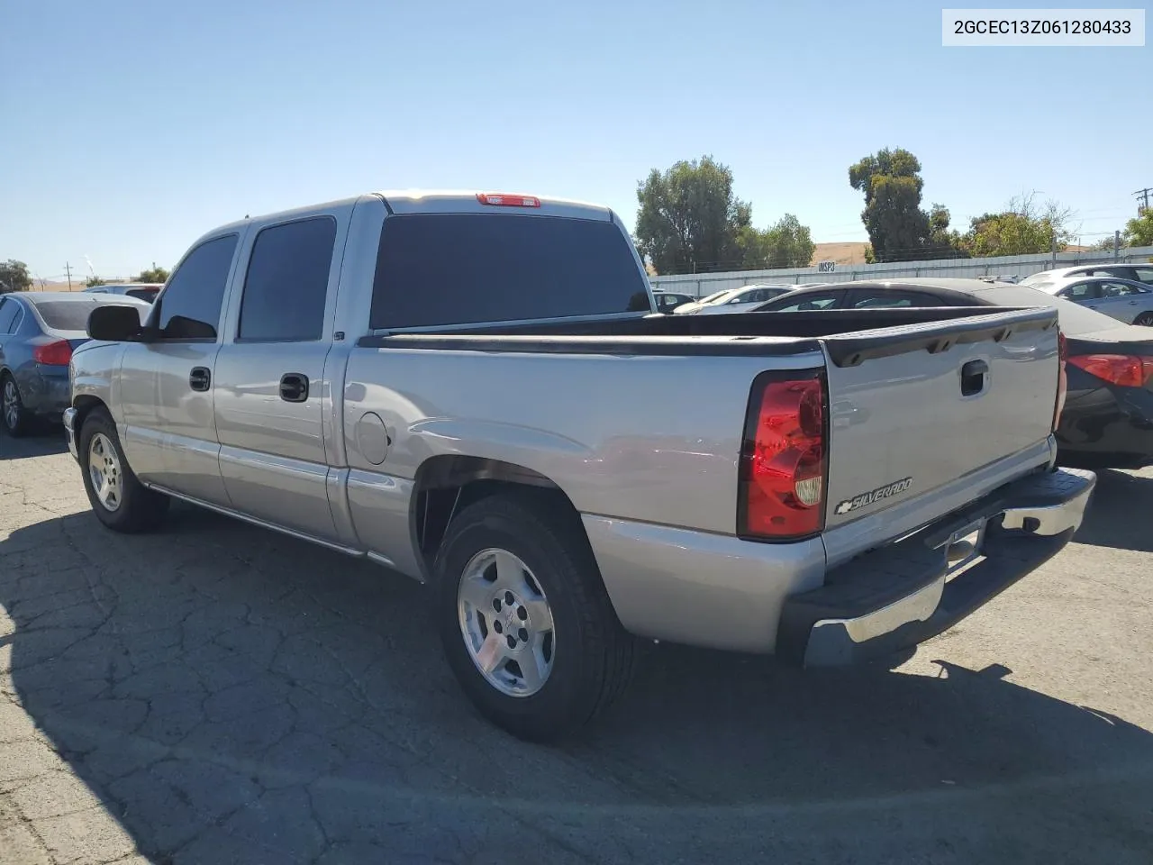 2006 Chevrolet Silverado C1500 VIN: 2GCEC13Z061280433 Lot: 71437374