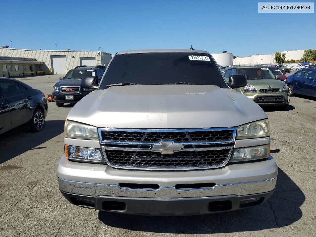 2006 Chevrolet Silverado C1500 VIN: 2GCEC13Z061280433 Lot: 71437374