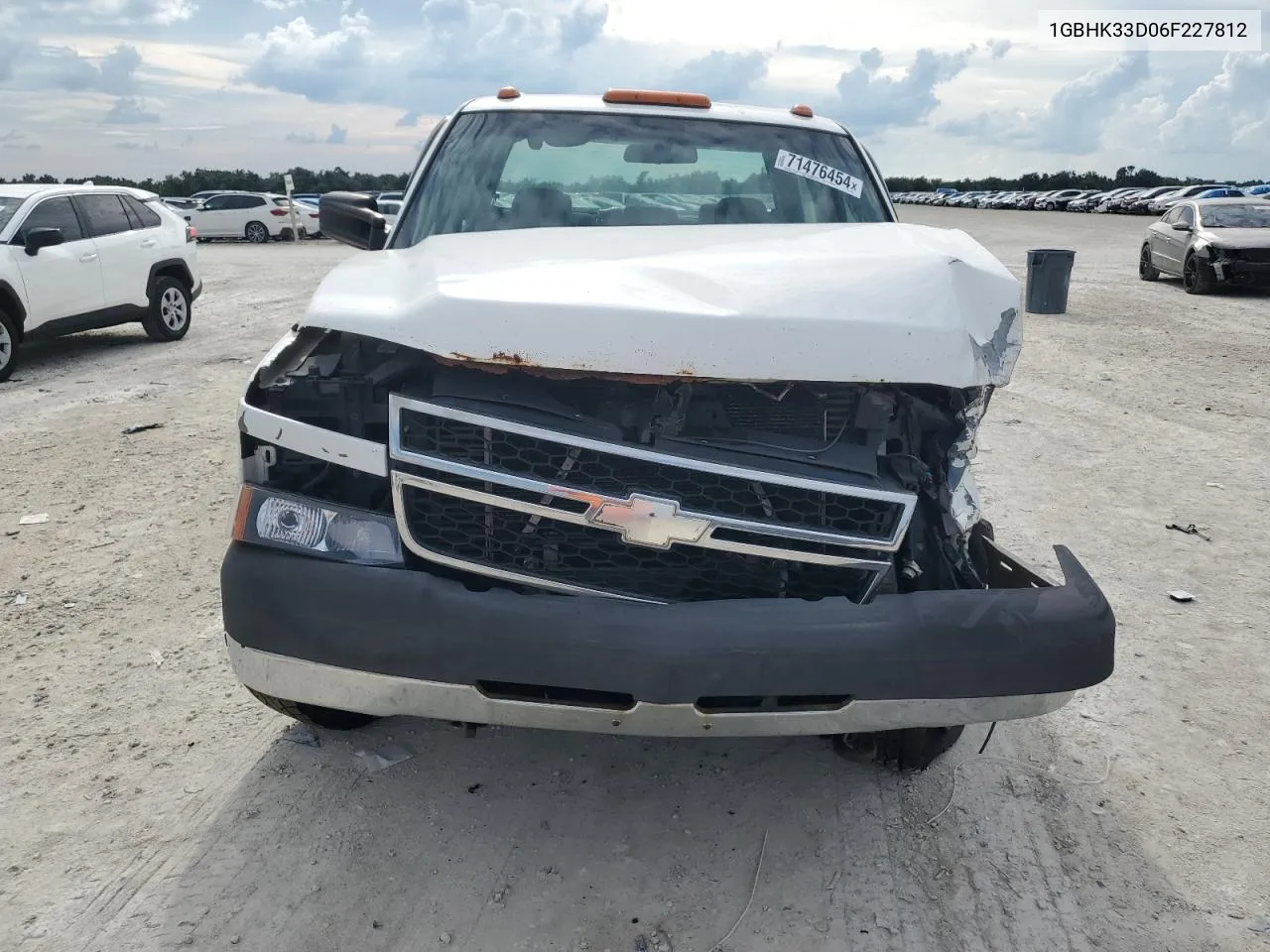 2006 Chevrolet Silverado K3500 VIN: 1GBHK33D06F227812 Lot: 71476454