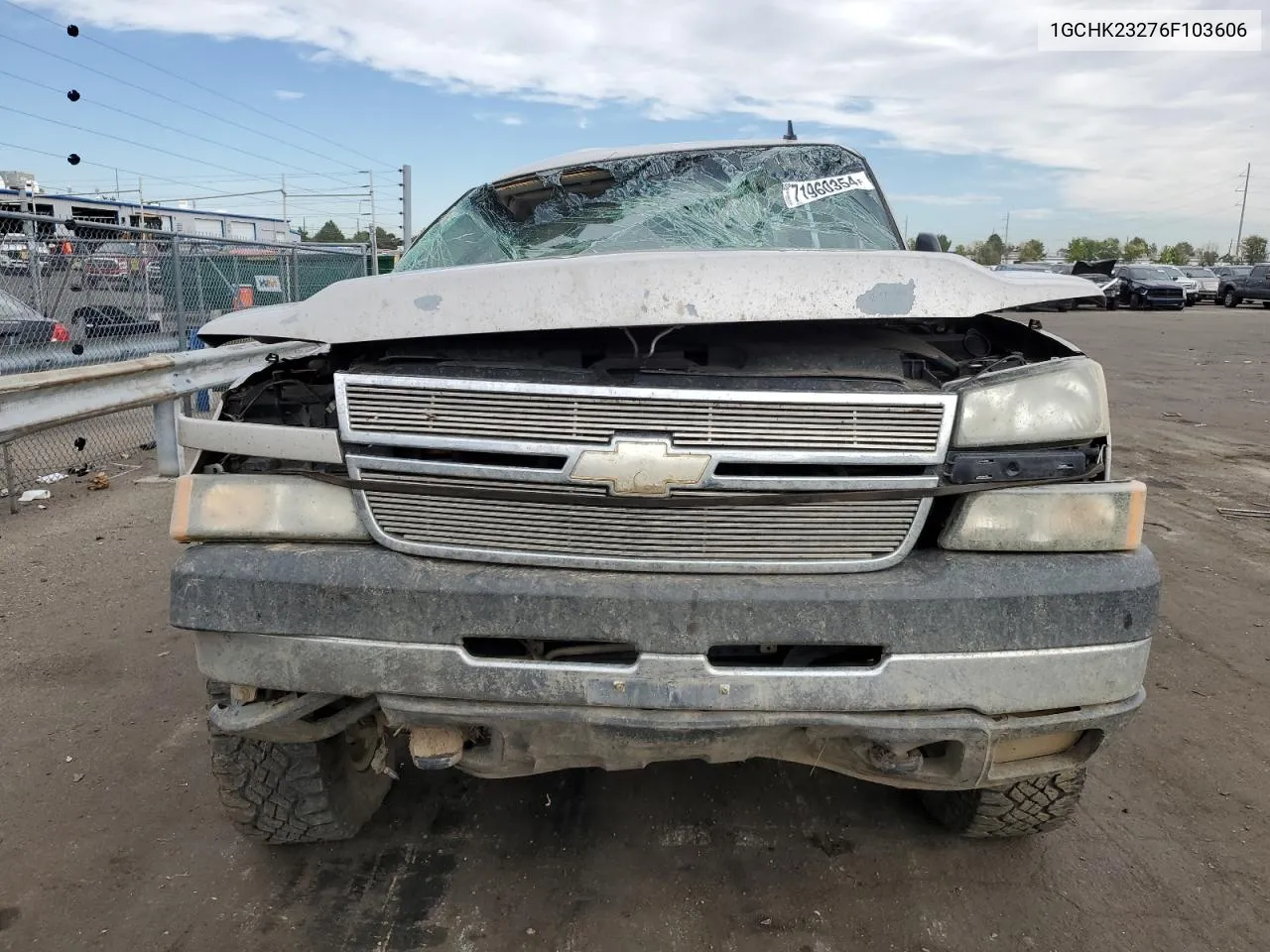 2006 Chevrolet Silverado K2500 Heavy Duty VIN: 1GCHK23276F103606 Lot: 71960354