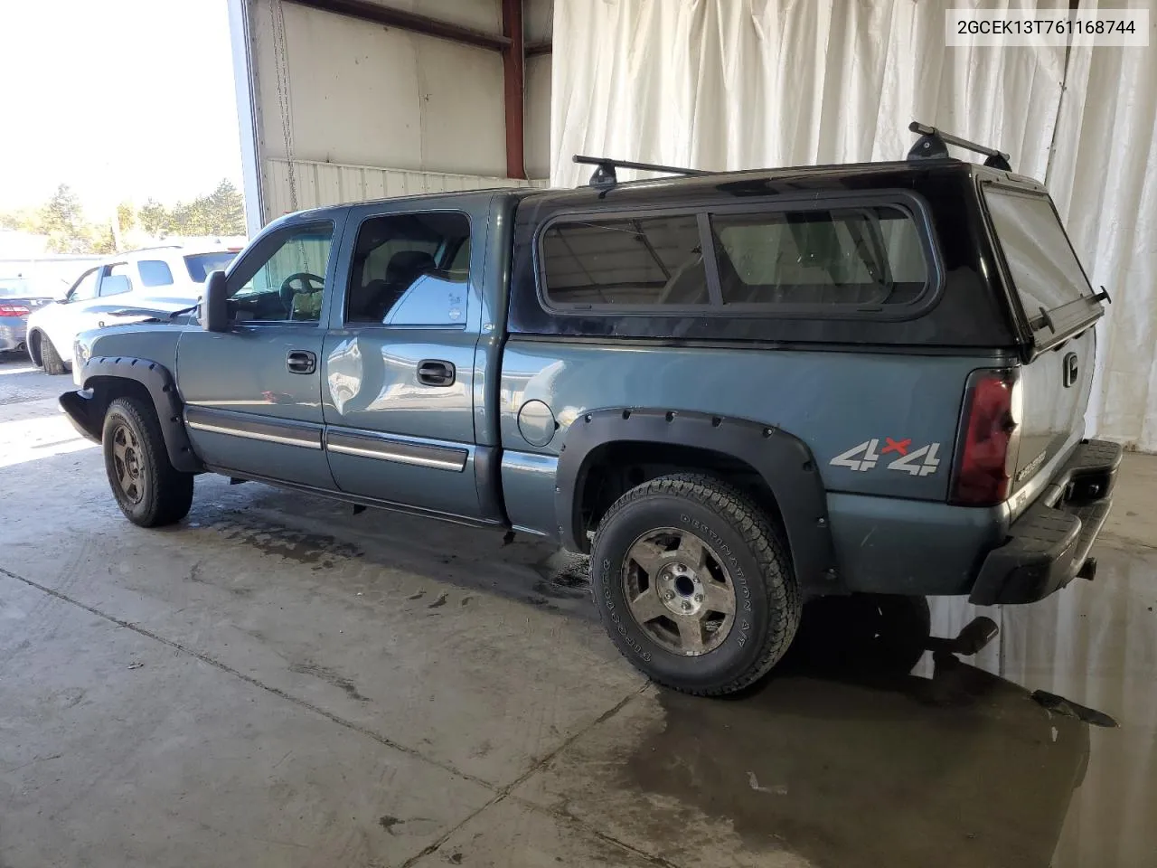 2006 Chevrolet Silverado K1500 VIN: 2GCEK13T761168744 Lot: 76030294