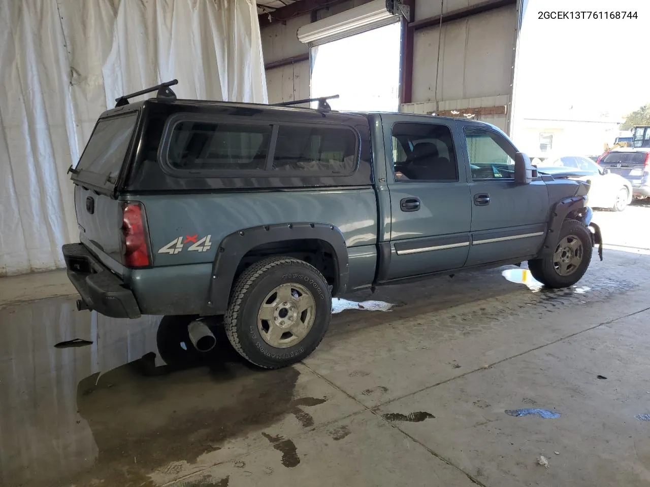 2006 Chevrolet Silverado K1500 VIN: 2GCEK13T761168744 Lot: 76030294