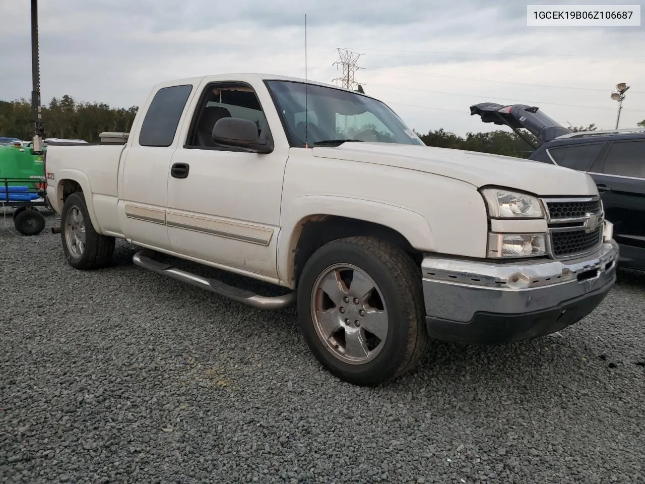 2006 Chevrolet Silverado K1500 VIN: 1GCEK19B06Z106687 Lot: 76474074