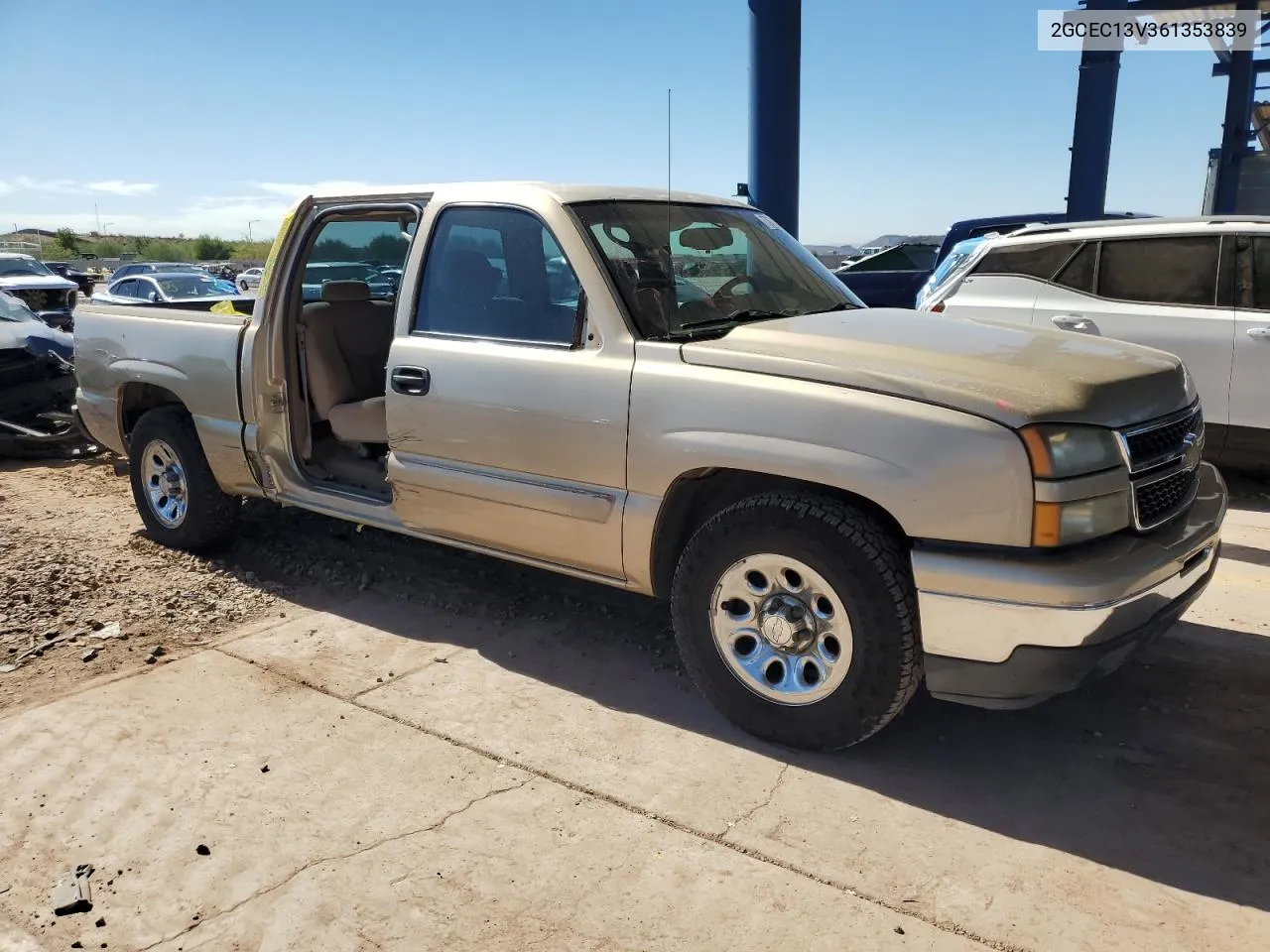 2006 Chevrolet Silverado C1500 VIN: 2GCEC13V361353839 Lot: 77071244