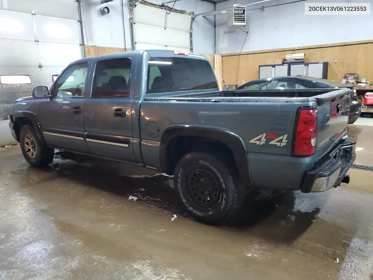 2006 Chevrolet Silverado K1500 VIN: 2GCEK13V061223553 Lot: 80097453