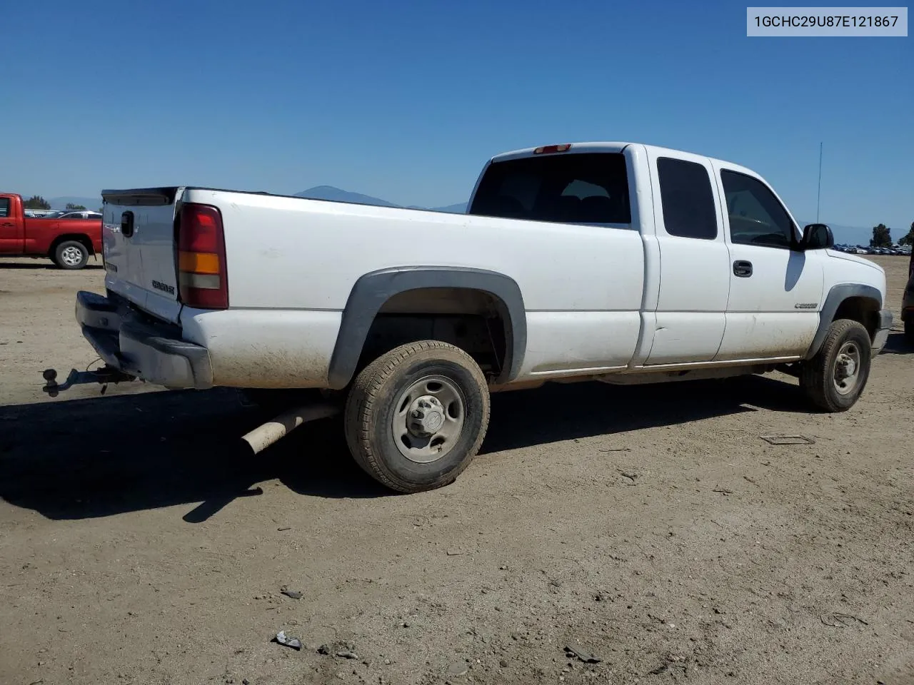 2007 Chevrolet Silverado C2500 Heavy Duty VIN: 1GCHC29U87E121867 Lot: 49798454