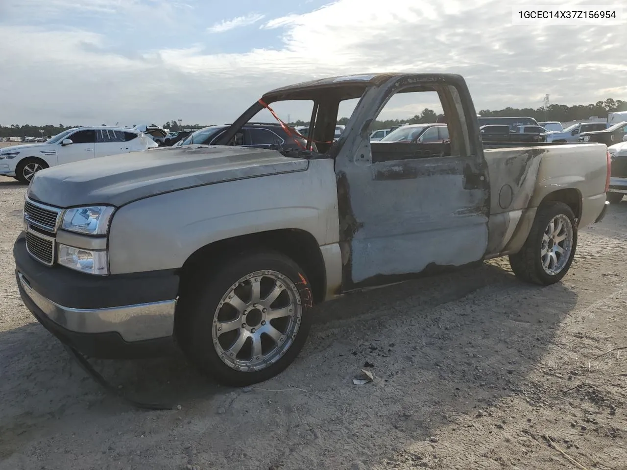 2007 Chevrolet Silverado C1500 Classic VIN: 1GCEC14X37Z156954 Lot: 59321904