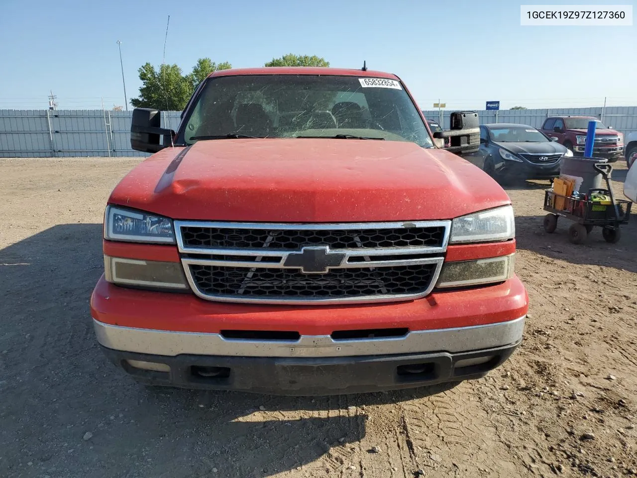 2007 Chevrolet Silverado K1500 Classic VIN: 1GCEK19Z97Z127360 Lot: 65832854