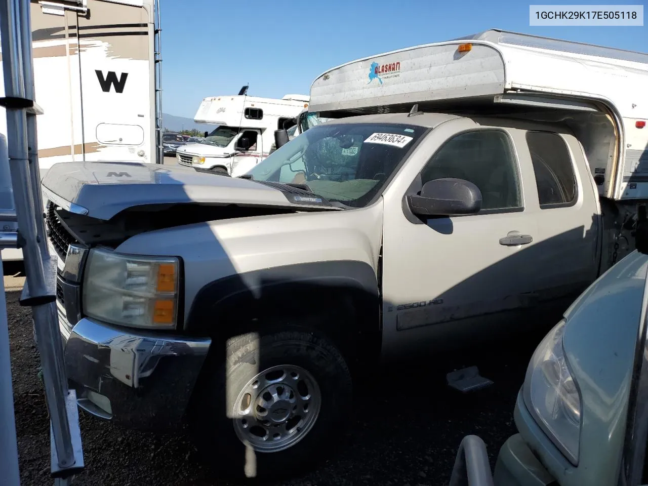 2007 Chevrolet Silverado K2500 Heavy Duty VIN: 1GCHK29K17E505118 Lot: 69463634