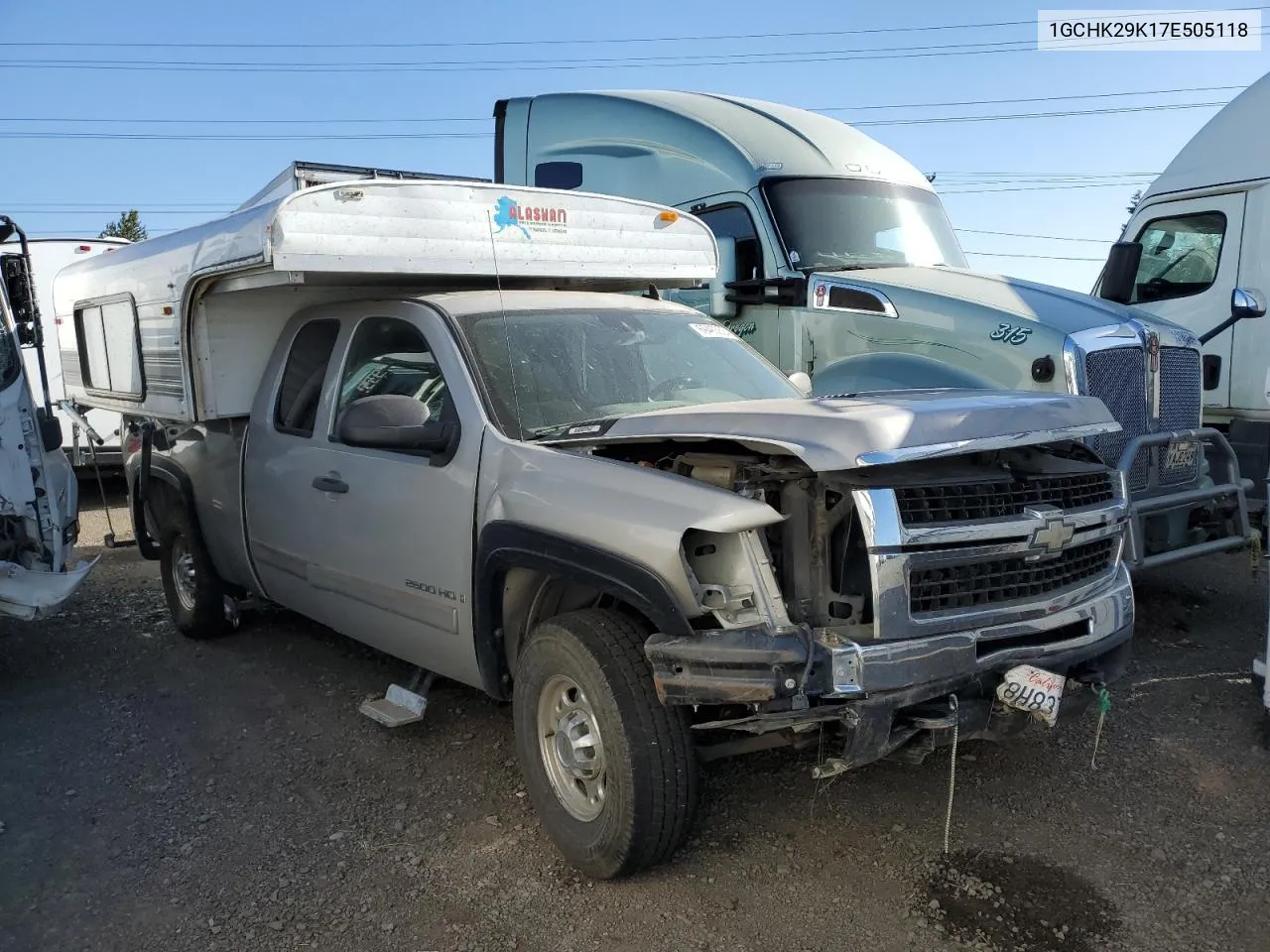 2007 Chevrolet Silverado K2500 Heavy Duty VIN: 1GCHK29K17E505118 Lot: 69463634