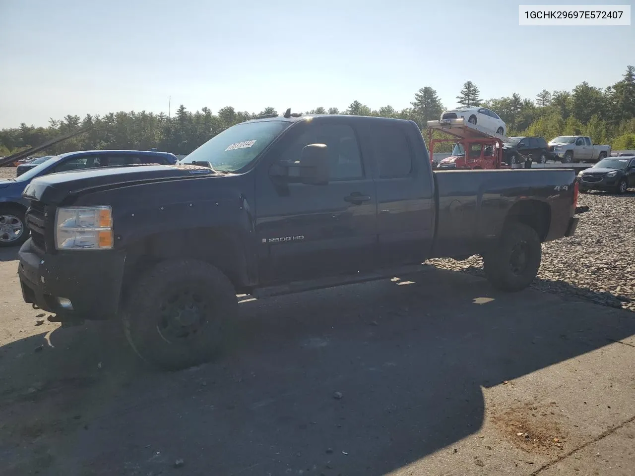 2007 Chevrolet Silverado K2500 Heavy Duty VIN: 1GCHK29697E572407 Lot: 70376444