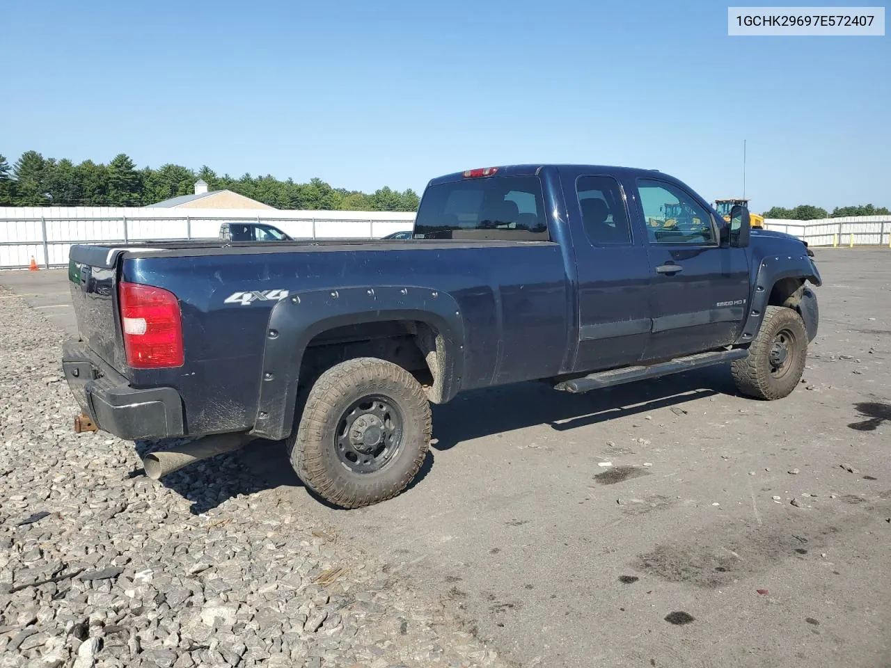 2007 Chevrolet Silverado K2500 Heavy Duty VIN: 1GCHK29697E572407 Lot: 70376444