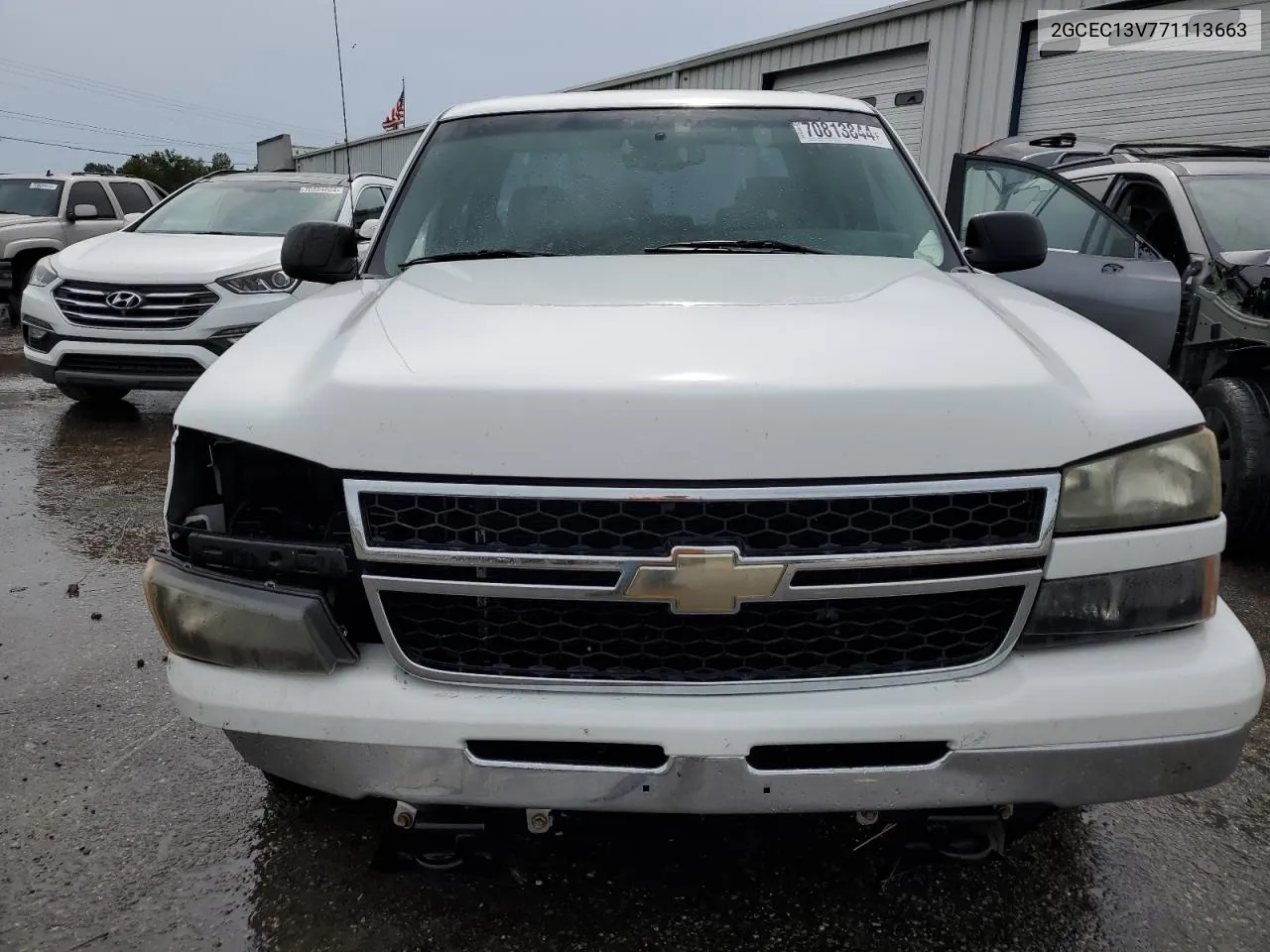 2007 Chevrolet Silverado C1500 Classic Crew Cab VIN: 2GCEC13V771113663 Lot: 70813844