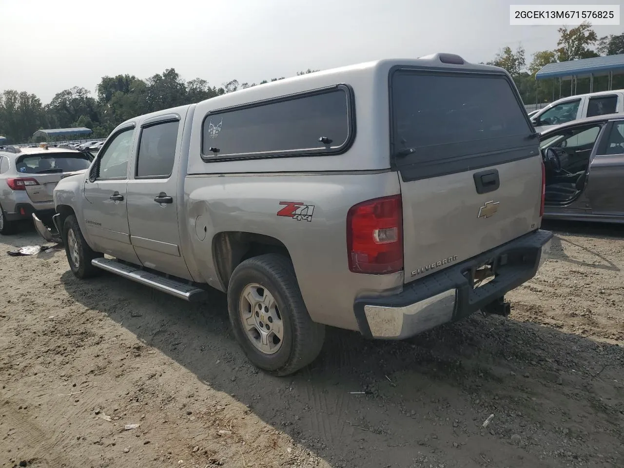 2007 Chevrolet Silverado K1500 Crew Cab VIN: 2GCEK13M671576825 Lot: 70894054