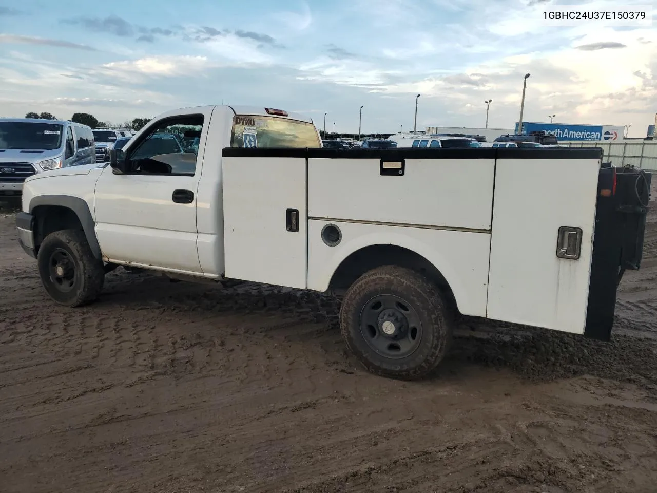 2007 Chevrolet Silverado C2500 Heavy Duty VIN: 1GBHC24U37E150379 Lot: 71023104