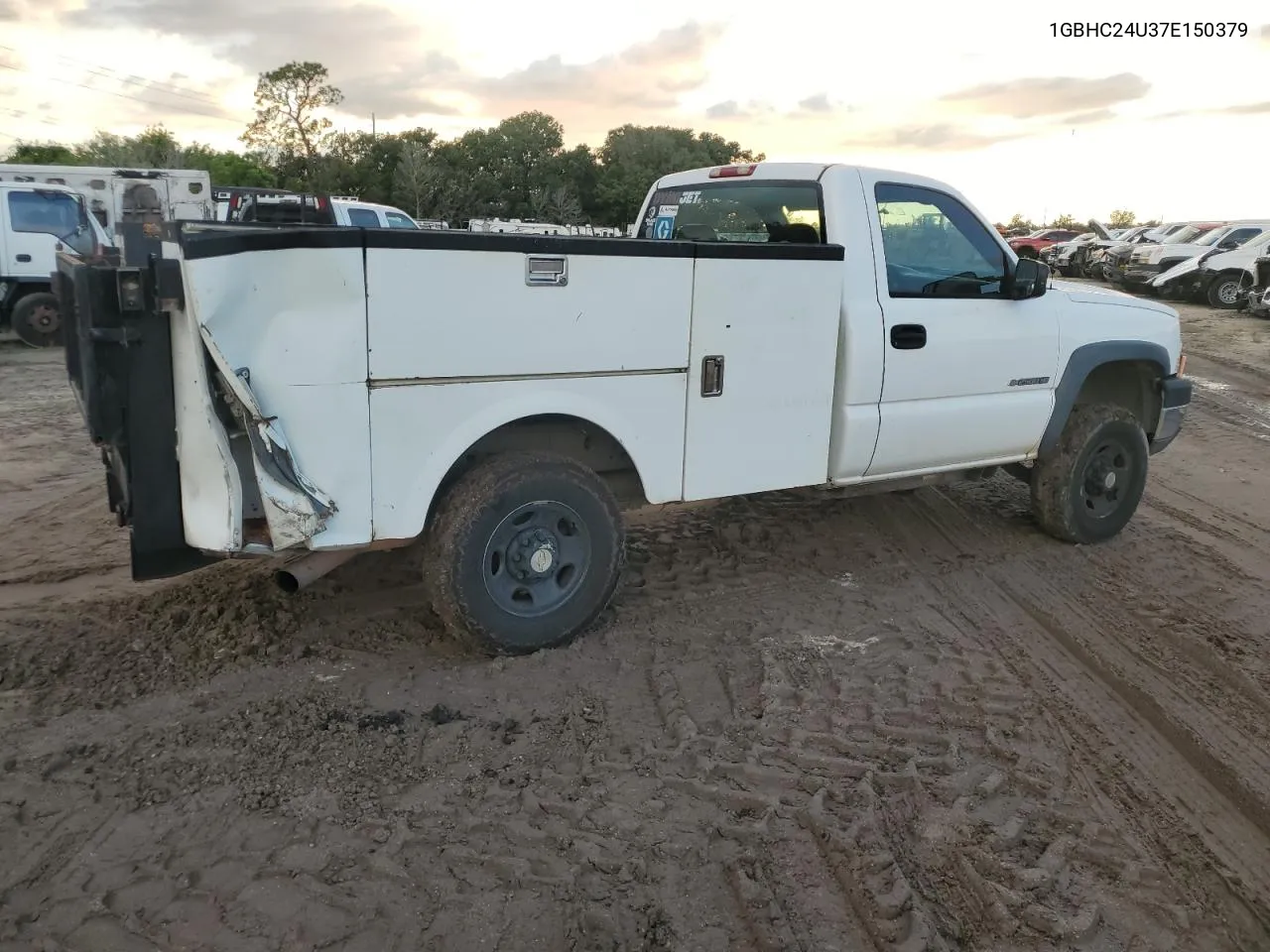 2007 Chevrolet Silverado C2500 Heavy Duty VIN: 1GBHC24U37E150379 Lot: 71023104