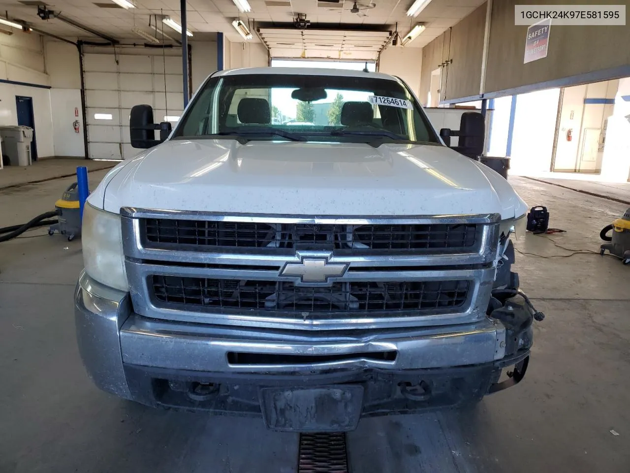 2007 Chevrolet Silverado K2500 Heavy Duty VIN: 1GCHK24K97E581595 Lot: 71264614