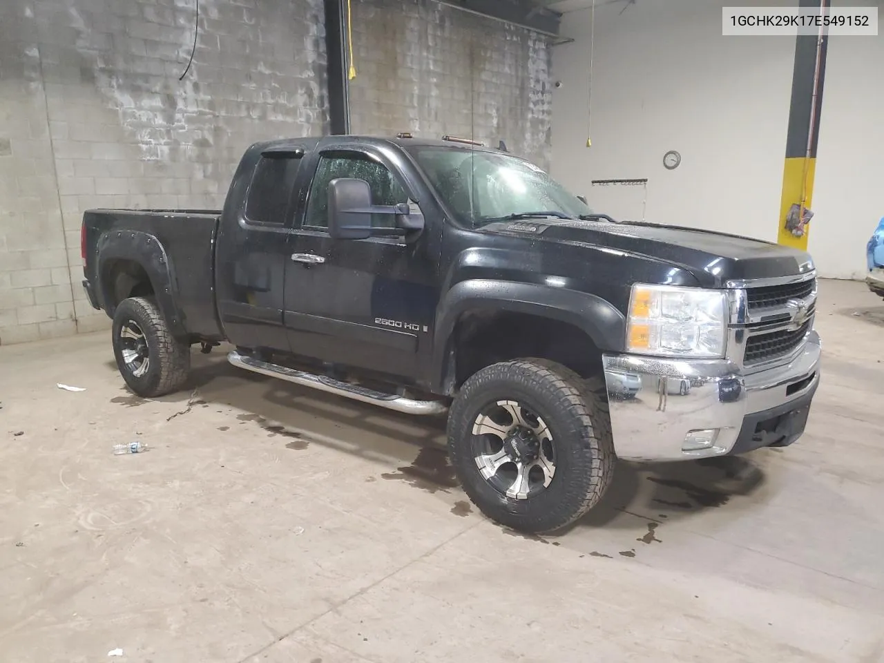 2007 Chevrolet Silverado K2500 Heavy Duty VIN: 1GCHK29K17E549152 Lot: 72048594